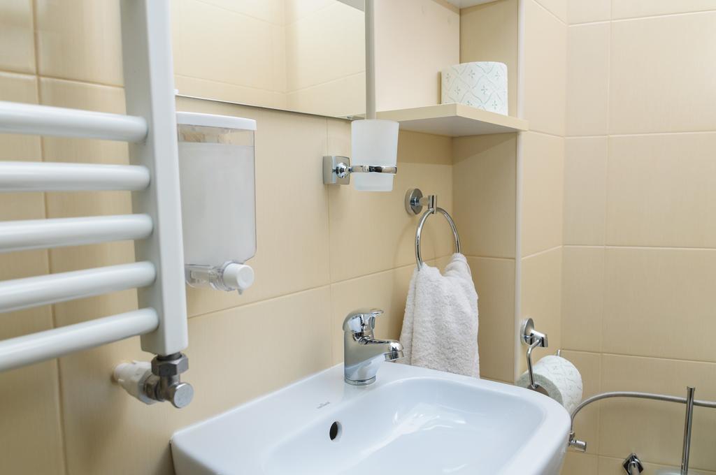 Lorena Apart Old Town Bucureşti Ngoại thất bức ảnh