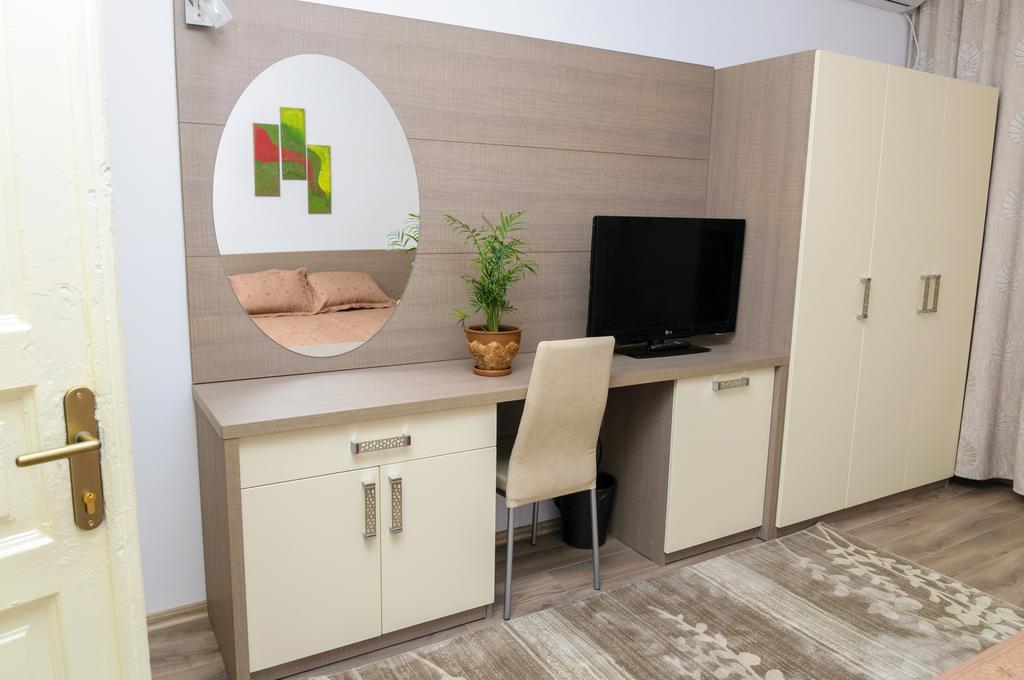 Lorena Apart Old Town Bucureşti Ngoại thất bức ảnh