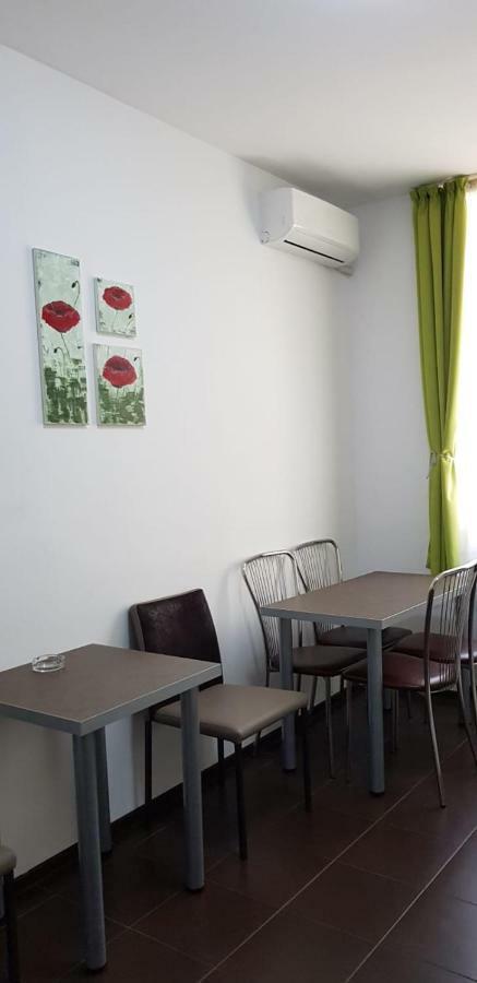 Lorena Apart Old Town Bucureşti Ngoại thất bức ảnh